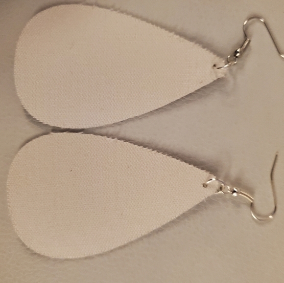 Large sparkle handmade glitter earrings - Picture 4 of 4